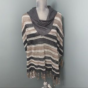 DEMOCRACY boho Draped neck poncho sweater womens size small bohemian NWT crochet